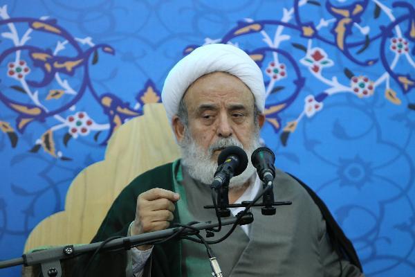 استاد انصاریان:  قلب ملک ویژه خدای رحمان است / بهترین قلوب، سخت‌ترین، نرم‌ترین و صاف‌ترین آن‌هاست